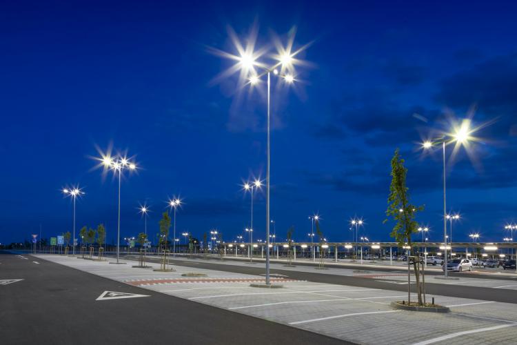 Maximizing Outdoor Lighting Efficiency with LED luminaires and Light Distribution
