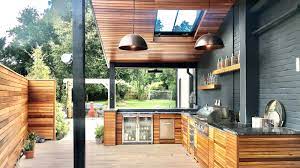 Designing an Outdoor Kitchen for Entertaining